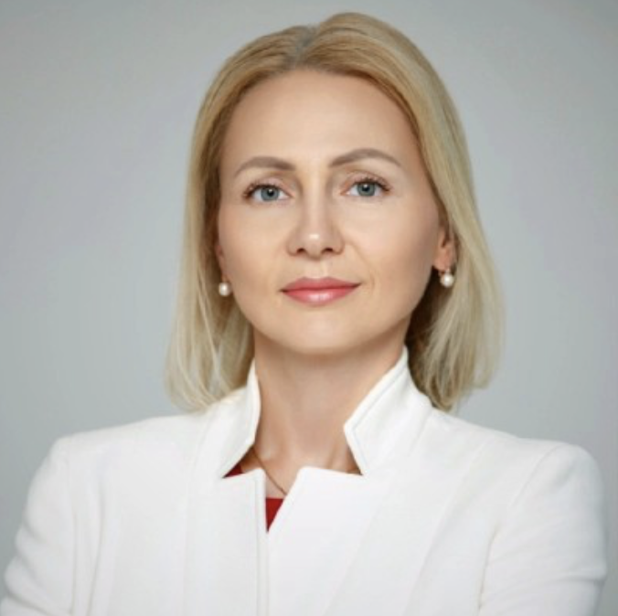 Olena Chernezhenko
